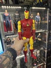 Hot Toys Marvel Comics Homem de Ferro Escala 1/6 Edição Clássica Diecast - Solto Sem Caixa comprar usado Hot Toys Marvel Comics Homem de Ferro Escala 1/6 Edição Clássica Diecast - Solto Sem Caixa comprar usado  Enviando para Brazil