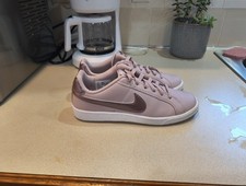 Women nike shoes for sale  Lees Summit