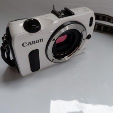 Usado, Câmera sem espelho Canon EOS M branca usada excelente estado comprar usado  Enviando para Brazil