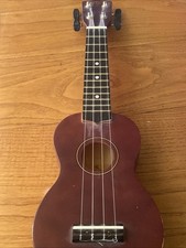 ukulele baritono usato ukulele baritono usato Italia