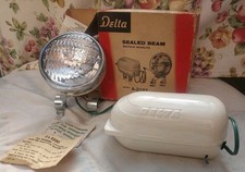 RARO NOVO NA CAIXA Farol de Bicicleta Delta Feixe Selado A-2187 Nos1950 Branco e Cromado, usado comprar usado RARO NOVO NA CAIXA Farol de Bicicleta Delta Feixe Selado A-2187 Nos1950 Branco e Cromado, usado comprar usado  Enviando para Brazil