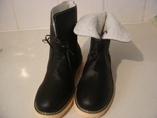 Paire bottines femmes d'occasion  Saint-Désiré