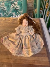 Bambola vintage porcellana usato Bambola vintage porcellana usato  Trentola Ducenta