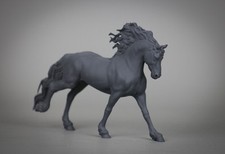 Heartbreaker (Tamanho Breyer Stablemate) Garanhão Frísio Resina 1/32, usado comprar usado  Enviando para Brazil