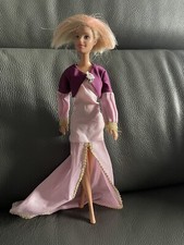 Barbie con vestito usato  Roma