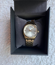 Excelente - Bulova 97C115 Surveyor relógio masculino mostrador clássico tom dourado aço S comprar usado Excelente - Bulova 97C115 Surveyor relógio masculino mostrador clássico tom dourado aço S comprar usado  Enviando para Brazil