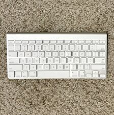 Teclado sem fio Apple A1314 - MC184LL/B, usado comprar usado  Enviando para Brazil