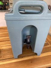 Cambro 100lcd container for sale  West Islip