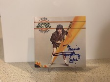 ANGUS YOUNG AUTOGRAFADO AUTOGRAFADO CD COVER ACDC RARO *EM PESSOA* LEGENDA DA GUITARRA 4 comprar usado  Enviando para Brazil