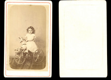 Fillette cheval tricycle d'occasion  Pagny-sur-Moselle
