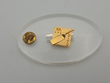 Pin mcdo badge d'occasion  Auneau