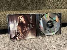 CD Miley Cyrus Something Beautiful ASSINADO - NA MÃO comprar usado  Enviando para Brazil