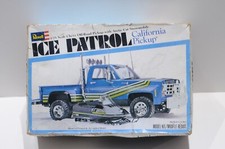REVELL ICE PATROL CHEVY PICKUP OFF-ROAD COM GATO ÁRTICO SNOWMOBILE ESCALA 1:25 H- comprar usado  Enviando para Brazil