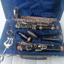 Clarinete intermediário Buffet Crampon modelo E11 furo aberto madeira com estojo comprar usado  Enviando para Brazil