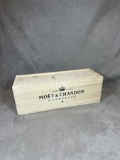 Moet chandon wooden d'occasion  Expédié en Belgium