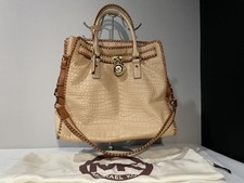 Bolsa de ombro Michael Kors Mk Shape bege empurrado mão 2 vias feminina, usado comprar usado  Enviando para Brazil