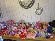 Muñecas Barbie, muebles, ropa, zapatos y accesorios paquete grande segunda mano  Embacar hacia Mexico