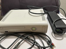 Console Xbox 360 com cabo de fonte de alimentação e cabo HDAV - Testado e funciona muito bem! comprar usado Console Xbox 360 com cabo de fonte de alimentação e cabo HDAV - Testado e funciona muito bem! comprar usado  Enviando para Brazil
