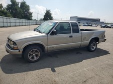 Conjunto de limpador de ar usado serve: 2000 Chevrolet S10/s15/sonoma 4-134 2.2 grau A, usado comprar usado Conjunto de limpador de ar usado serve: 2000 Chevrolet S10/s15/sonoma 4-134 2.2 grau A, usado comprar usado  Enviando para Brazil