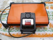 Grille viande orange d'occasion  Sedan