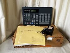 Roland R-70 HUMAN RHYTHM COMPOSER Drum Machine com caixa adaptador 120V BATERIA NOVA! comprar usado  Enviando para Brazil