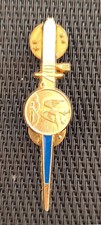 Insigne broche boutonnière d'occasion  Villecresnes
