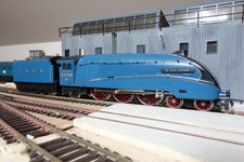 hornby sir nigel gresley for sale hornby sir nigel gresley for sale LIVERPOOL