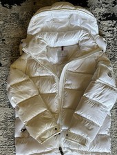 Moncler damen daunenjacke gebraucht kaufen  Emmerzhsn., Steinebach