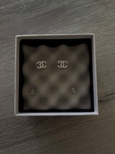 orecchini chanel usato orecchini chanel usato Trevenzuolo