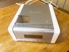 Radiosveglia stereo grundig usato  Milano