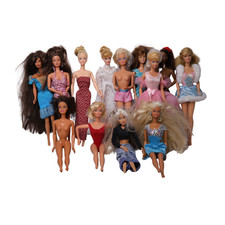 Lote Mattel de 13 bonecas Barbie e Barbie tipo 10"-12" - Duas estão nuas comprar usado Lote Mattel de 13 bonecas Barbie e Barbie tipo 10"-12" - Duas estão nuas comprar usado  Enviando para Brazil