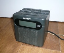 Radio reveil vintage d'occasion  Le Raincy