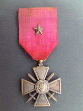 Médaille ancienne militaire d'occasion  Sainte-Maure-de-Touraine