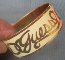 Guess joli bracelet d'occasion Guess joli bracelet d'occasion  Poncin