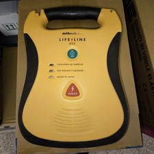 Defibrillatore semiautomatico  usato Defibrillatore semiautomatico  usato  Parma
