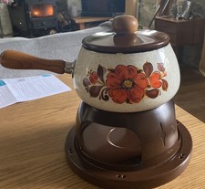 Vintage 70s porcelain for sale Vintage 70s porcelain for sale  PENRITH