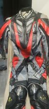 Combinaison moto cuir d'occasion  Roquebrune-sur-Argens