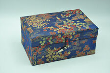 Asian silk covered d'occasion  Expédié en Belgium