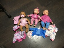 lote de 3 muñecas bebé y accesorios leer biografía para más información segunda mano  Embacar hacia Mexico