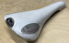 Vintage white selle d'occasion  Expédié en Belgium