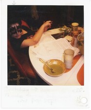 -ASSASSINOS NASCIDOS NATURAIS- Foto Polaroid Continuidade Irmão Pequeno de Mallory - KISS comprar usado  Enviando para Brazil