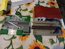 Lotto accessori ferroviari usato  Rozzano