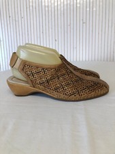 Chaussures sandales ajourées d'occasion  Le Péage-de-Roussillon