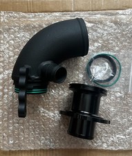 Turbo inlet elbow d'occasion  Expédié en Belgium