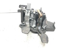 Pedaliera freno frizione usato Pedaliera freno frizione usato  Italia