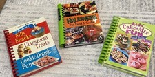 3 Publications International,LLC Cookbooks:3 In 1,Halloween,Kids’ Cake Mix Fun comprar usado  Enviando para Brazil