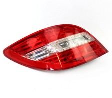 Lanterna traseira esquerda Mercedes-Benz W251 V251 R-Class A2518201964 comprar usado Lanterna traseira esquerda Mercedes-Benz W251 V251 R-Class A2518201964 comprar usado  Enviando para Brazil