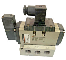 Válvula solenóide pneumática SMC 30- VFS5110-5DZ-04F 5/2 vias 1/2" 24V DC 142 PSI  comprar usado  Enviando para Brazil