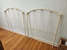 Beautiful vintage twin for sale  Dahlonega