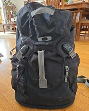 Mochila Oakley Surf acolchoada respirável preta 40L, usado comprar usado  Enviando para Brazil